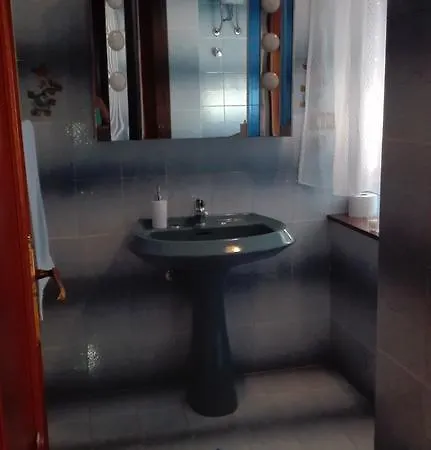 Una Conchiglia Nel Blu *